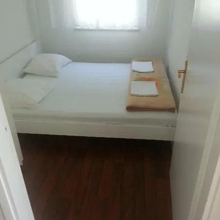 Apartament Ante *